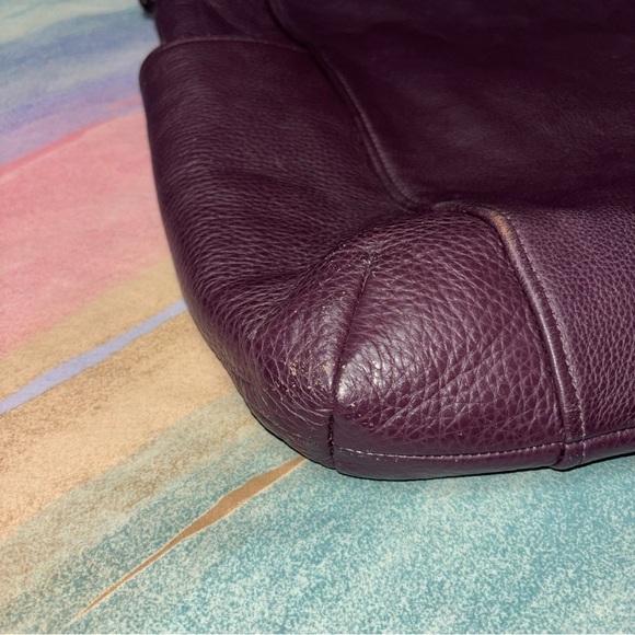 Coach shoulder crossbody Hobo pebbled bag dark plum - Picture 11 of 13